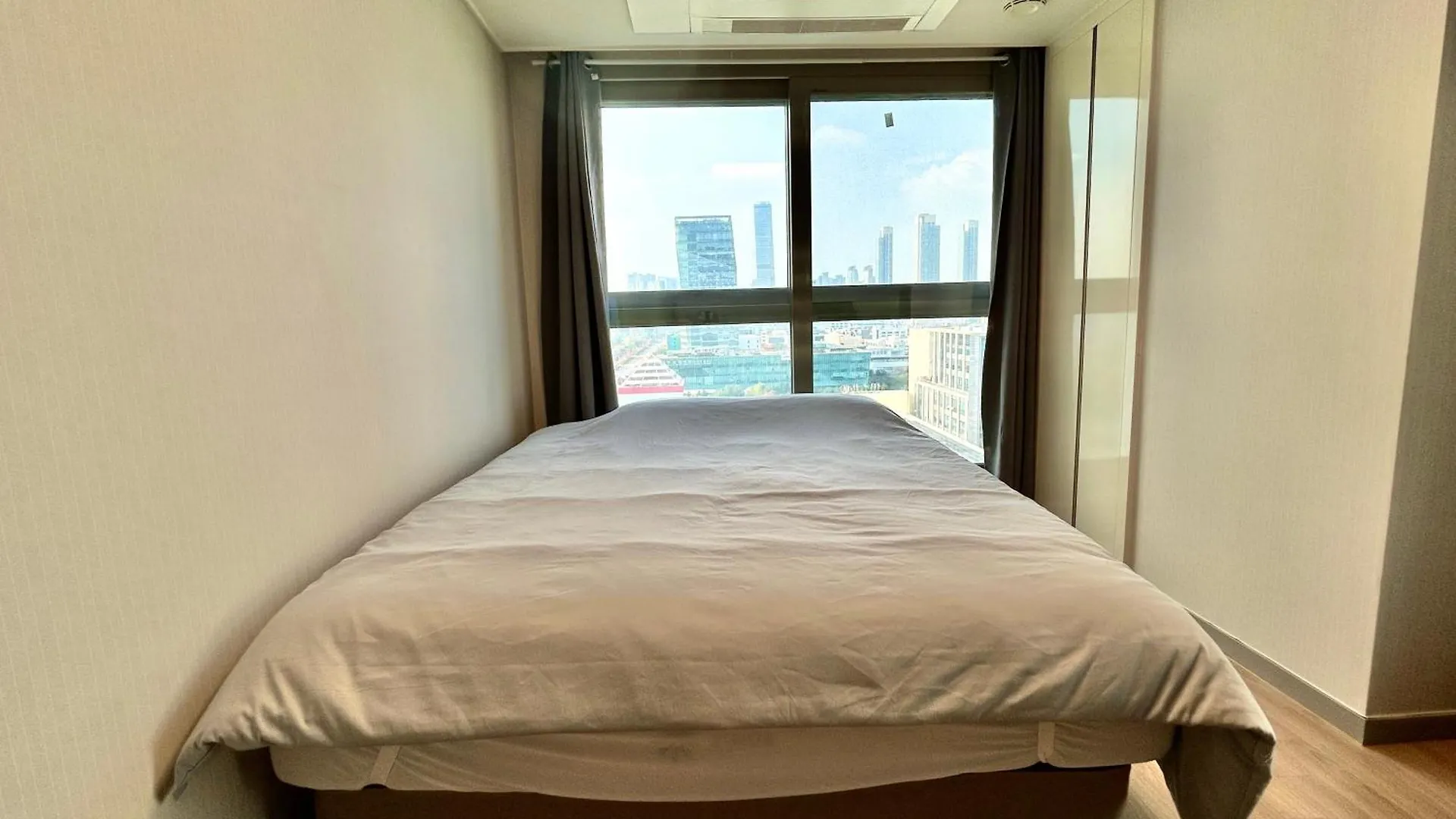 W 2Br 60M2 Newly Built High Floor Apt 2Min To Hyundai Outlet Triple St 2Free Parking Incheon South Korea